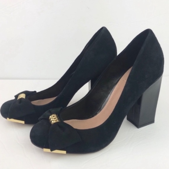 Vince Camuto Shoes - Vince Camuto | Verona Black Suede Bow Black Heels
